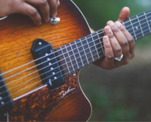 Guitarras baratas